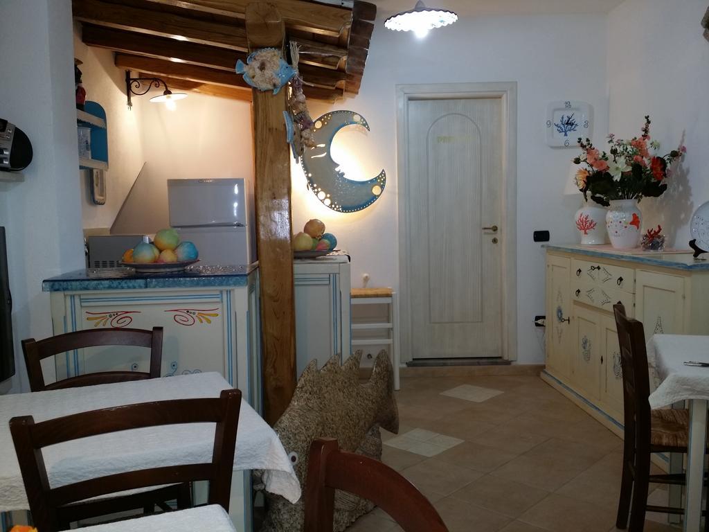 Bed & Breakfast Mare Isole Ла-Маддалена Экстерьер фото